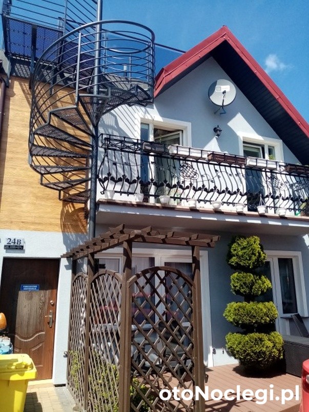 Willa Krogulec - Sianożęty (1)