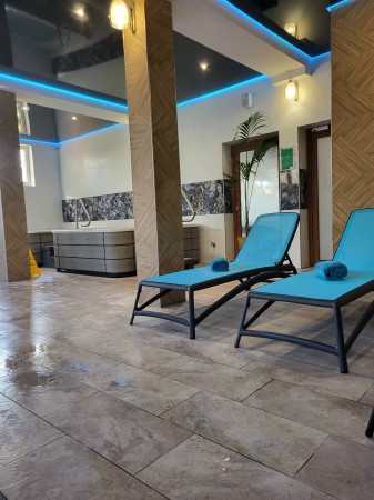 Dom Jastrzębia z basenem i jacuzzi (4)