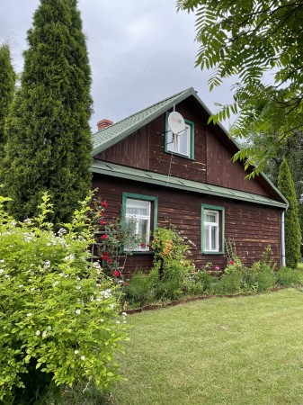 Dom na skraju Puszczy Białowieskiej