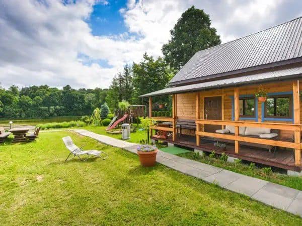 Domki przy rzece San Lesko (1)