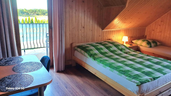 Zielone Wzgórze Pokoje Do Wynajęcia (4)