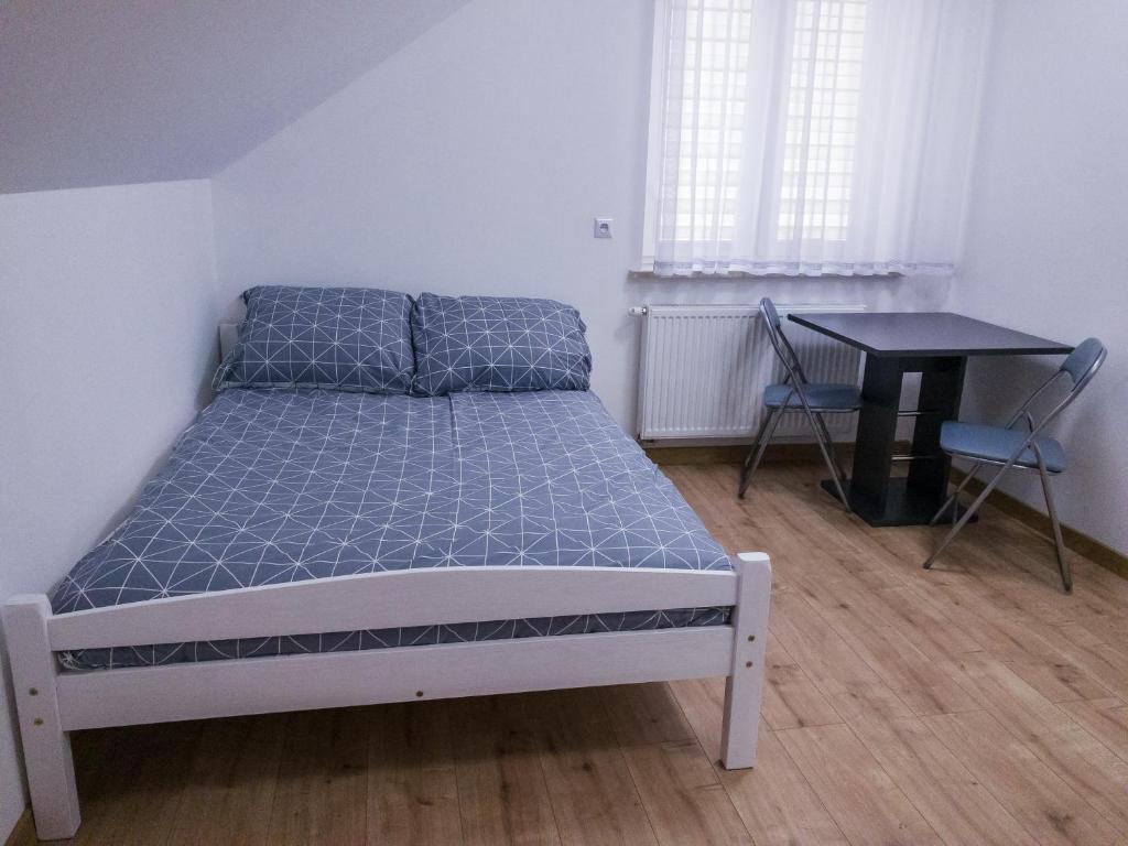 Pokój 3 osobowy z łazienką