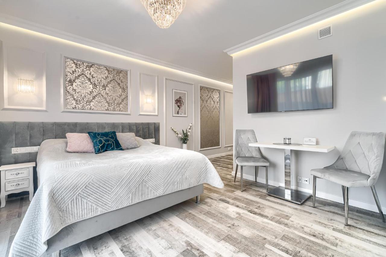 Apartament 2-4 osobowy z balkonem