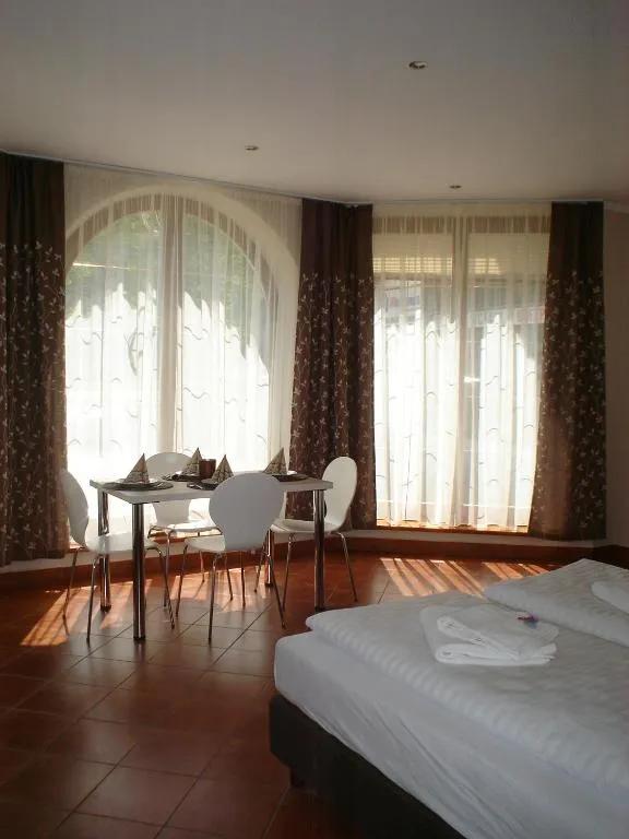 Apartament Brązowy