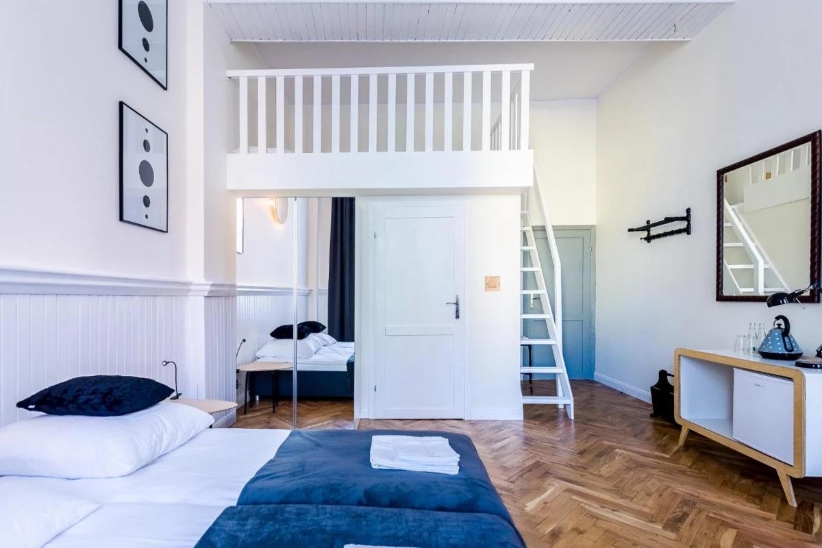 Apartament Superior z antresolą 4 os