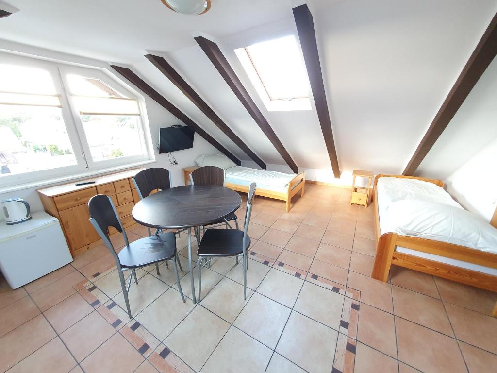 Pokój rodzinny z prywatną łazienką