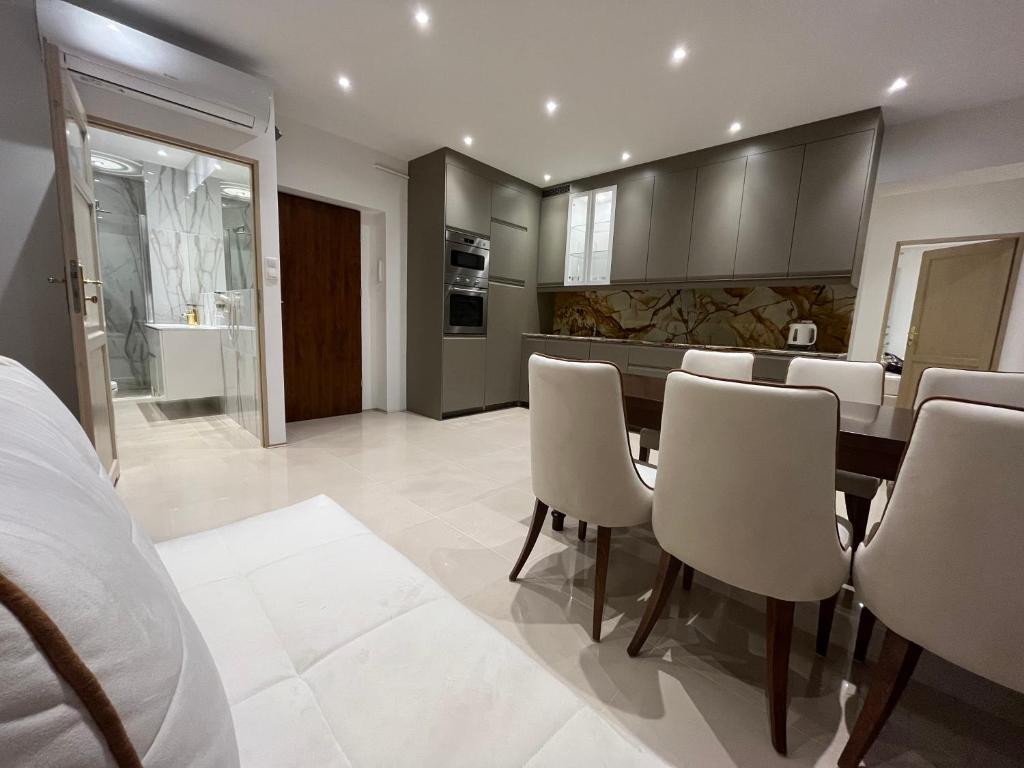 Apartament max. 6 osobowy typu Deluxe