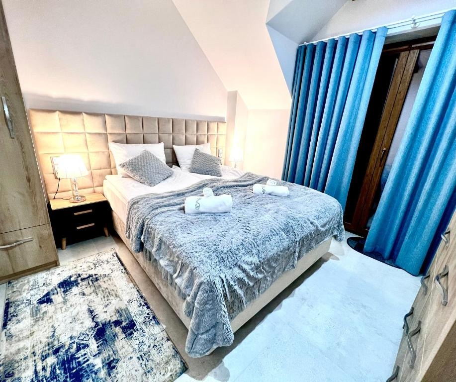 Apartament z balkonem