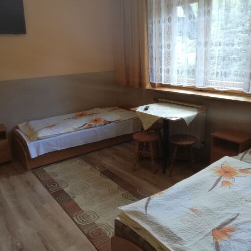 Pokój 3 osobowy - Kominek I