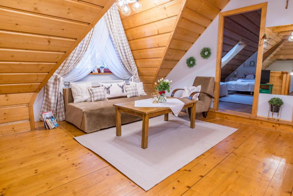 Apartament z balkonem