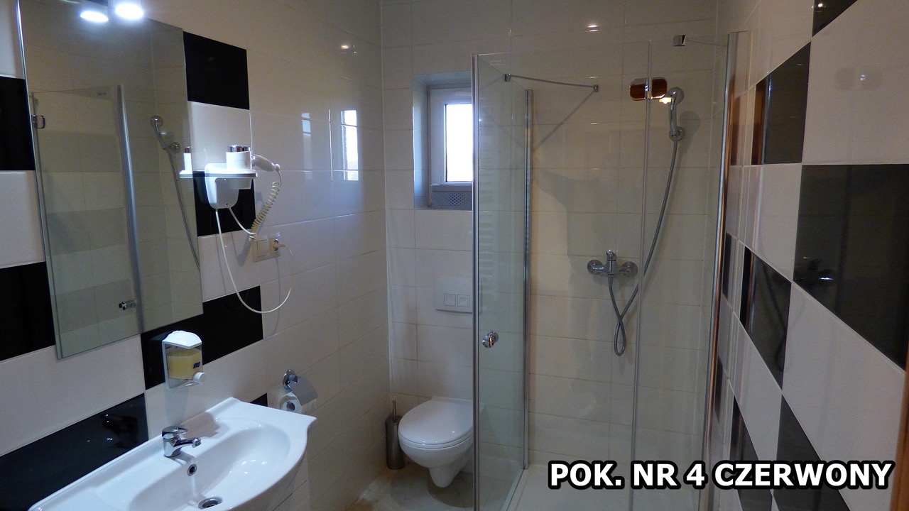 Pokój 3 osobowy - Domek Czerwony