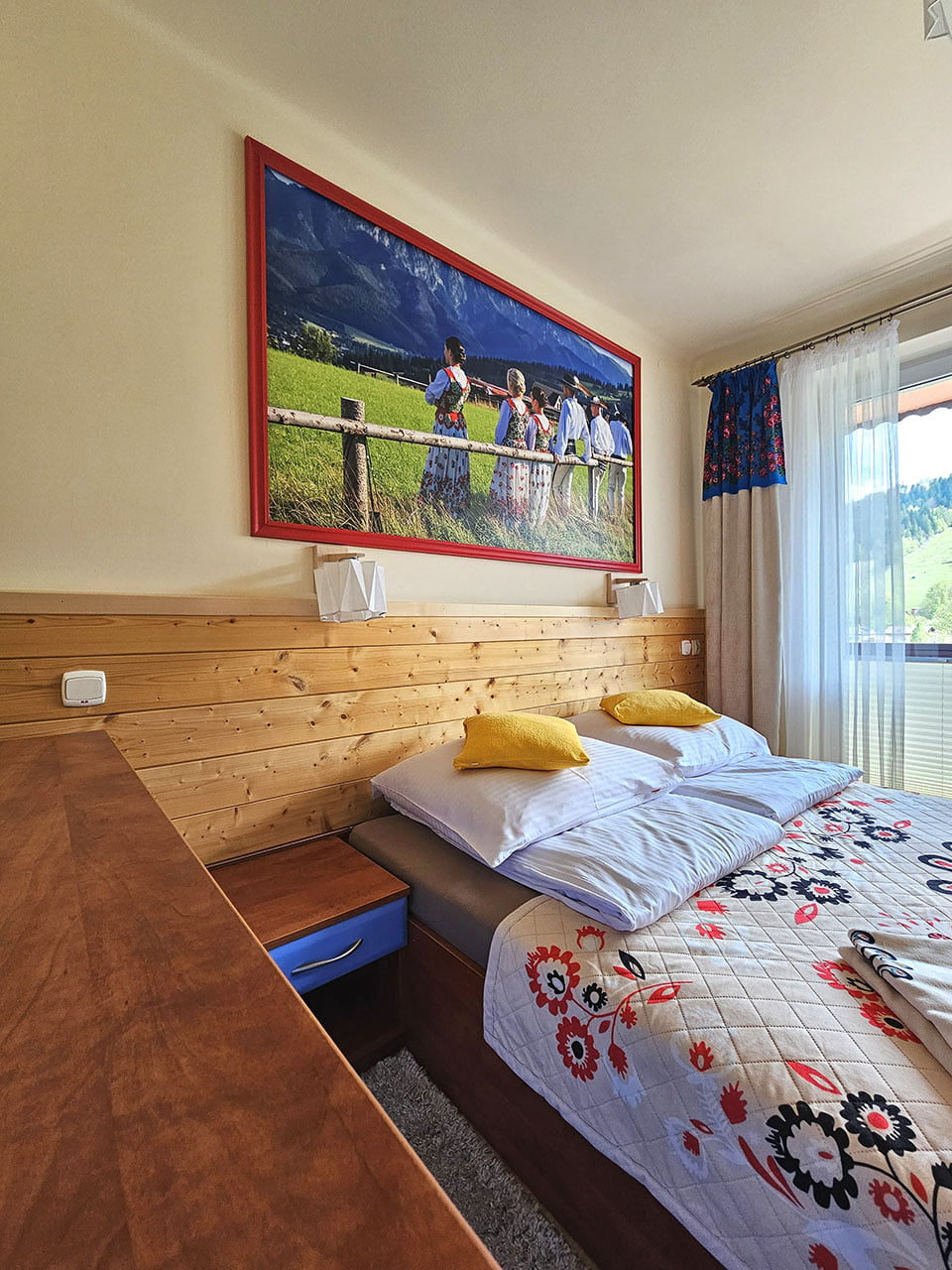 Apartament 6 z salonem