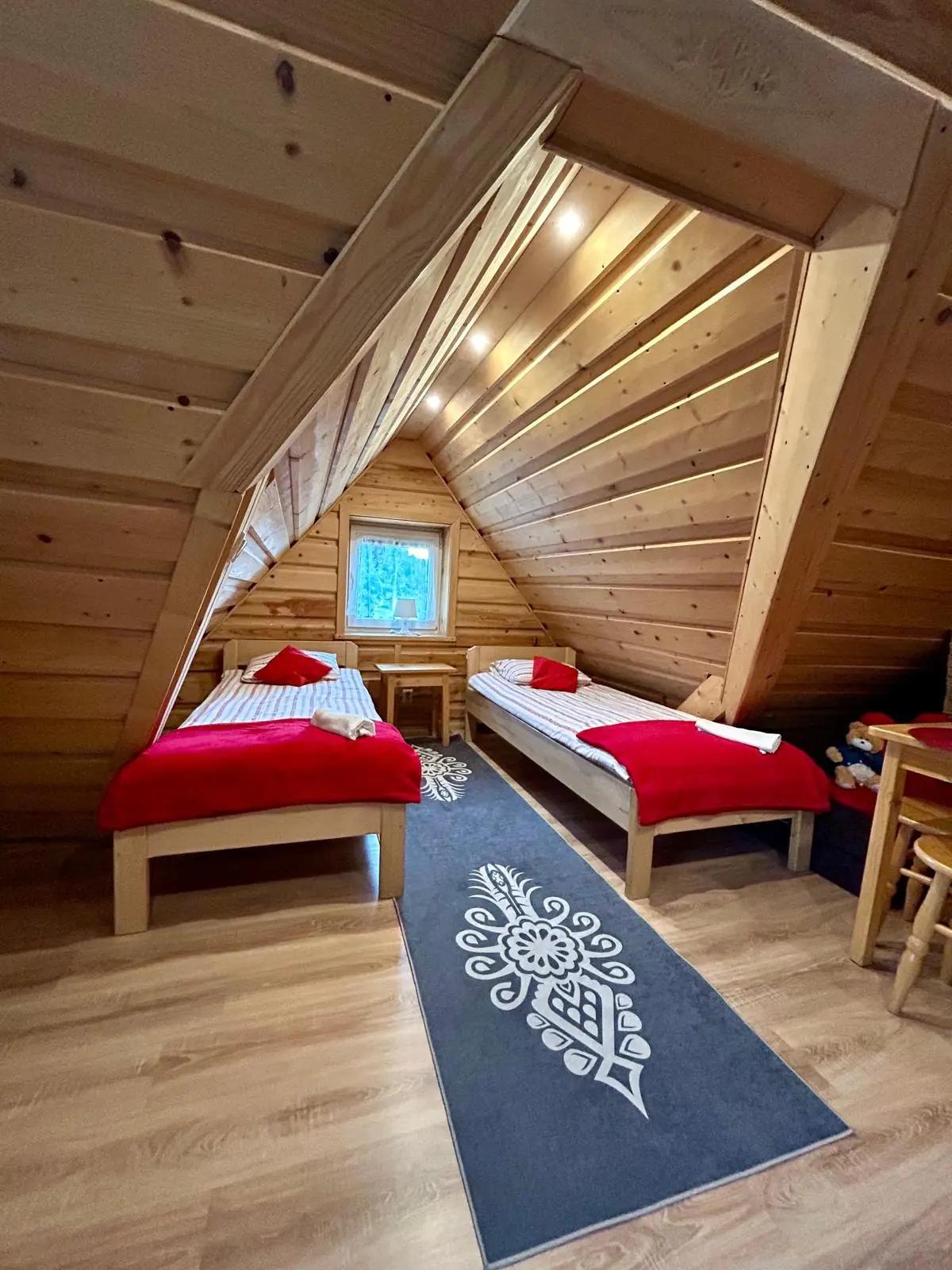 Apartament z łazienką i balkonem