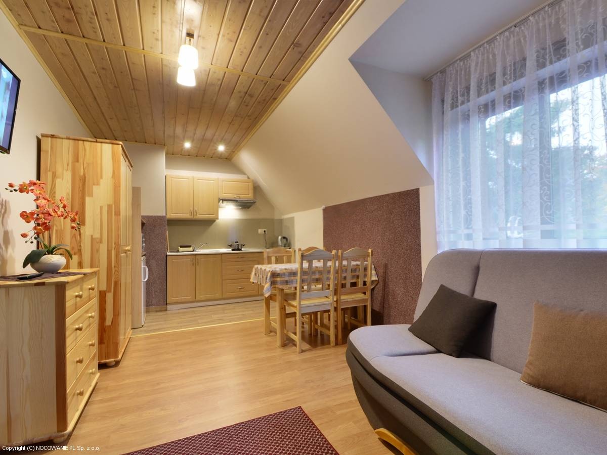 Apartament 4 osobowy 2 pokojowy z balkonem